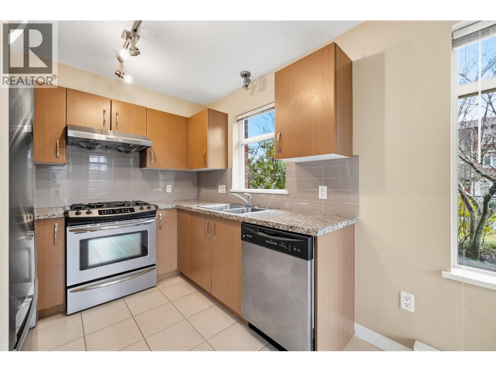 110 - 9199 TOMICKI AVENUE Image 10