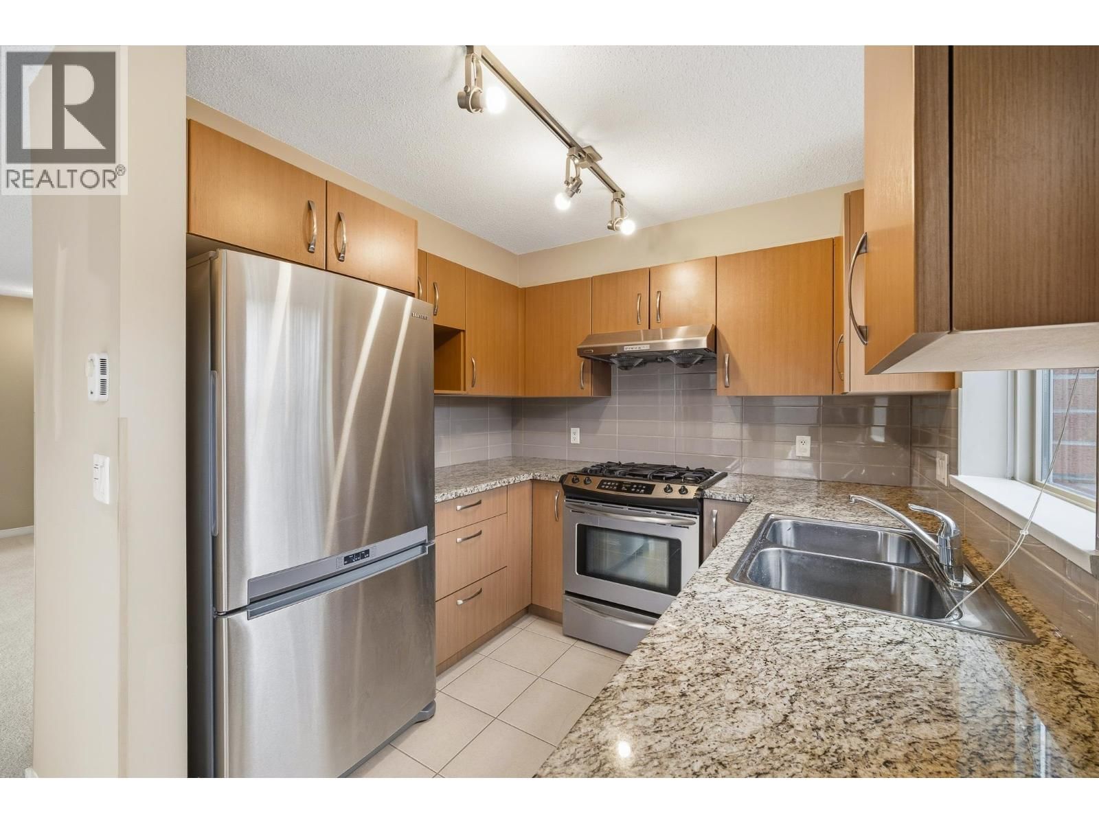 110 - 9199 TOMICKI AVENUE Image 11