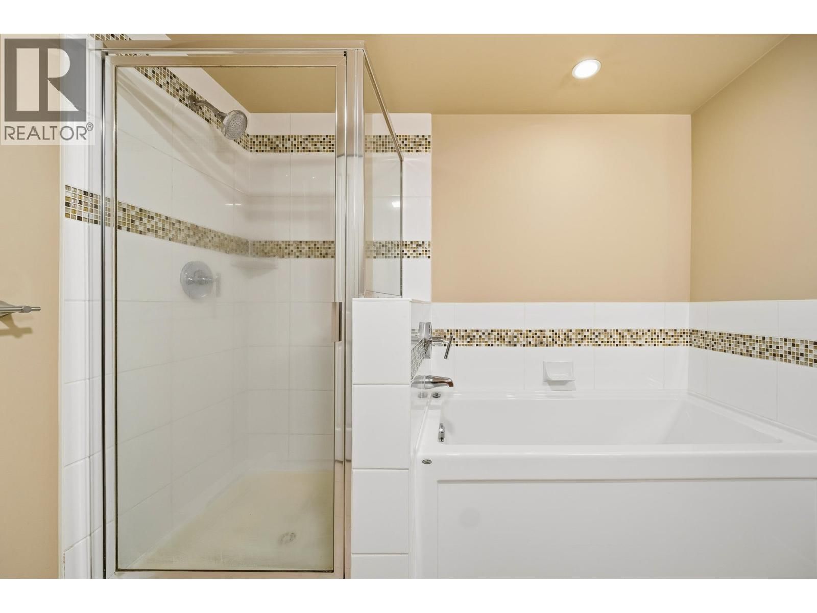 110 - 9199 TOMICKI AVENUE Image 18