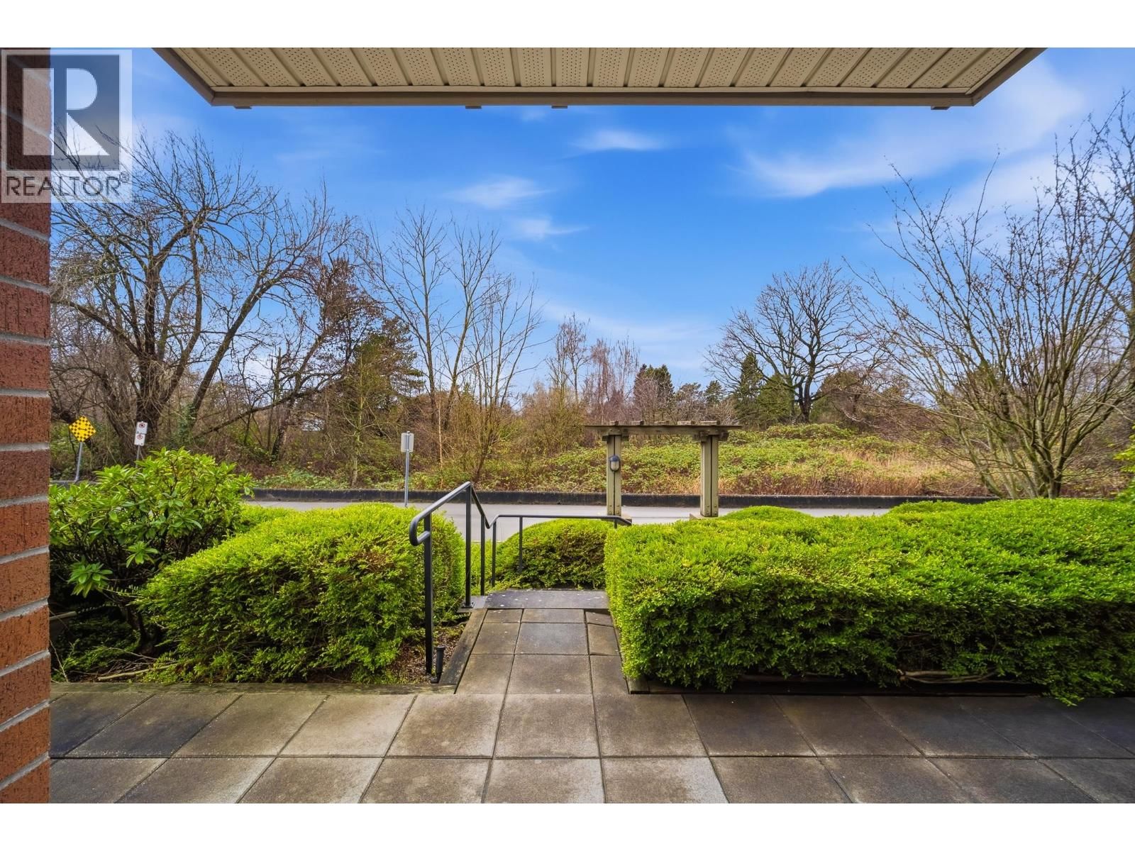 110 - 9199 TOMICKI AVENUE Image 31