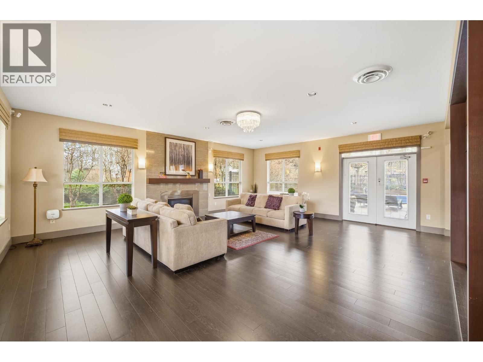 110 - 9199 TOMICKI AVENUE Image 34