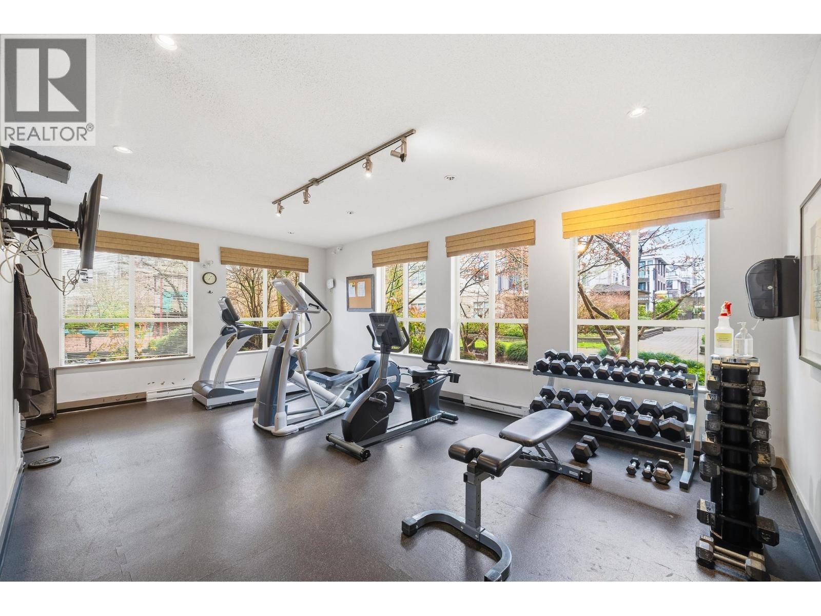 110 - 9199 TOMICKI AVENUE Image 35