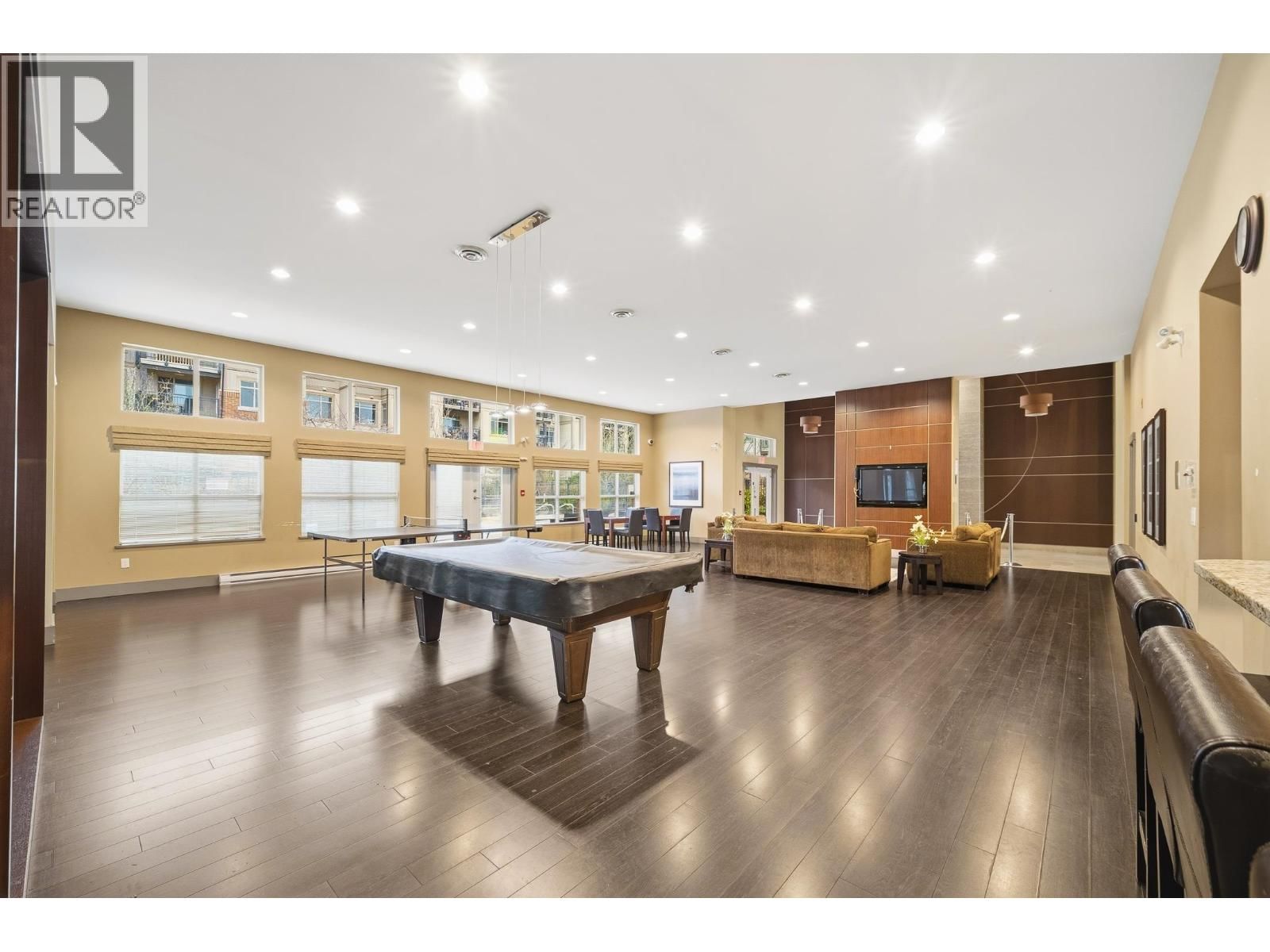 110 - 9199 TOMICKI AVENUE Image 37