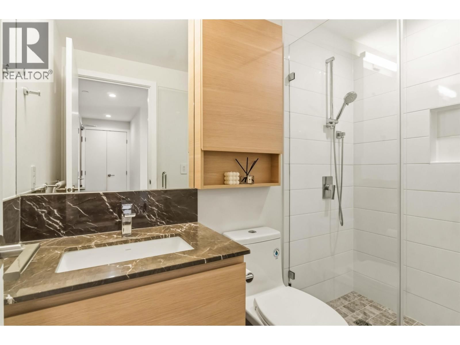 1307 - 308 MORRISSEY ROAD Image 21