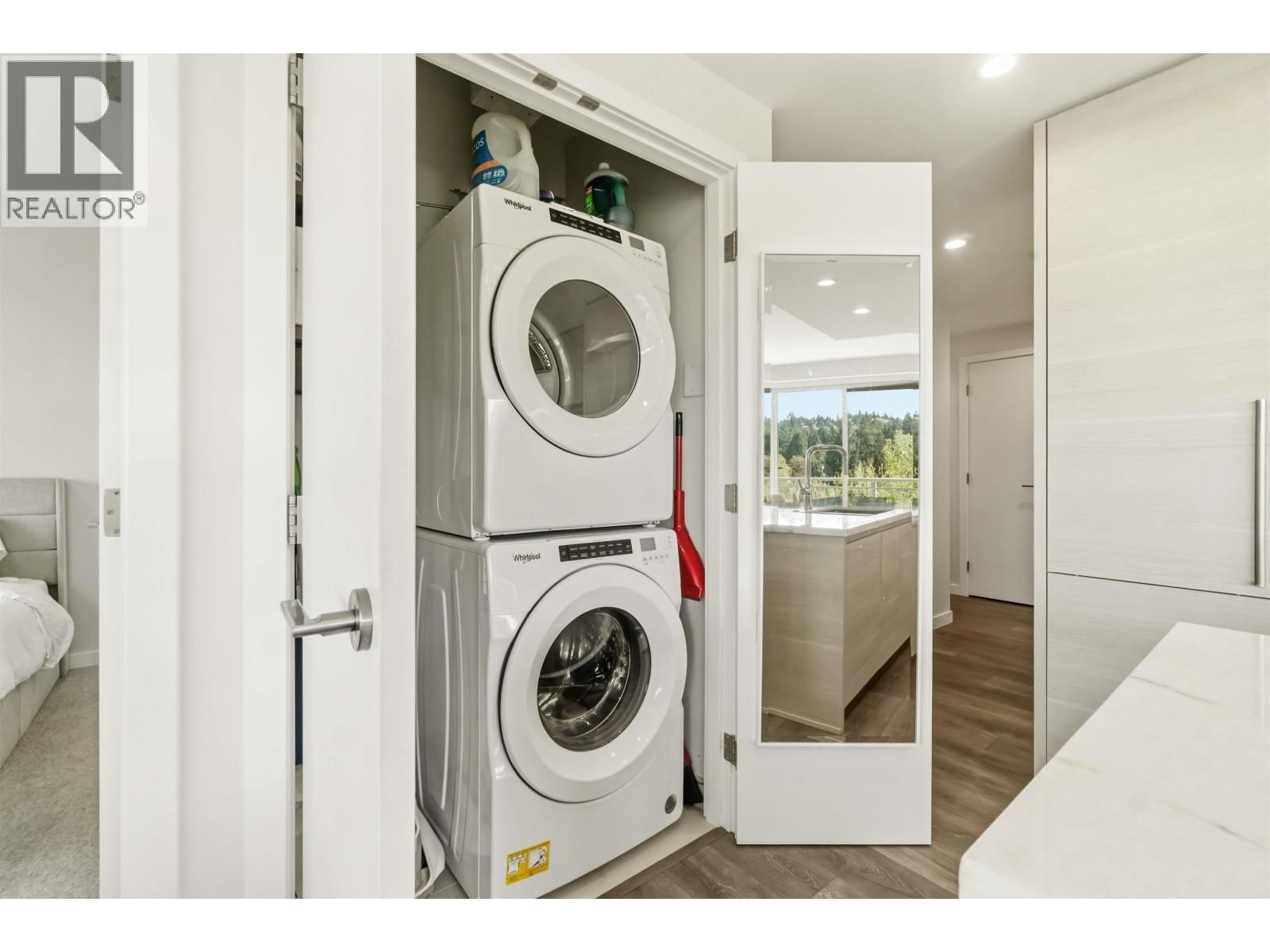 1307 - 308 MORRISSEY ROAD Image 22