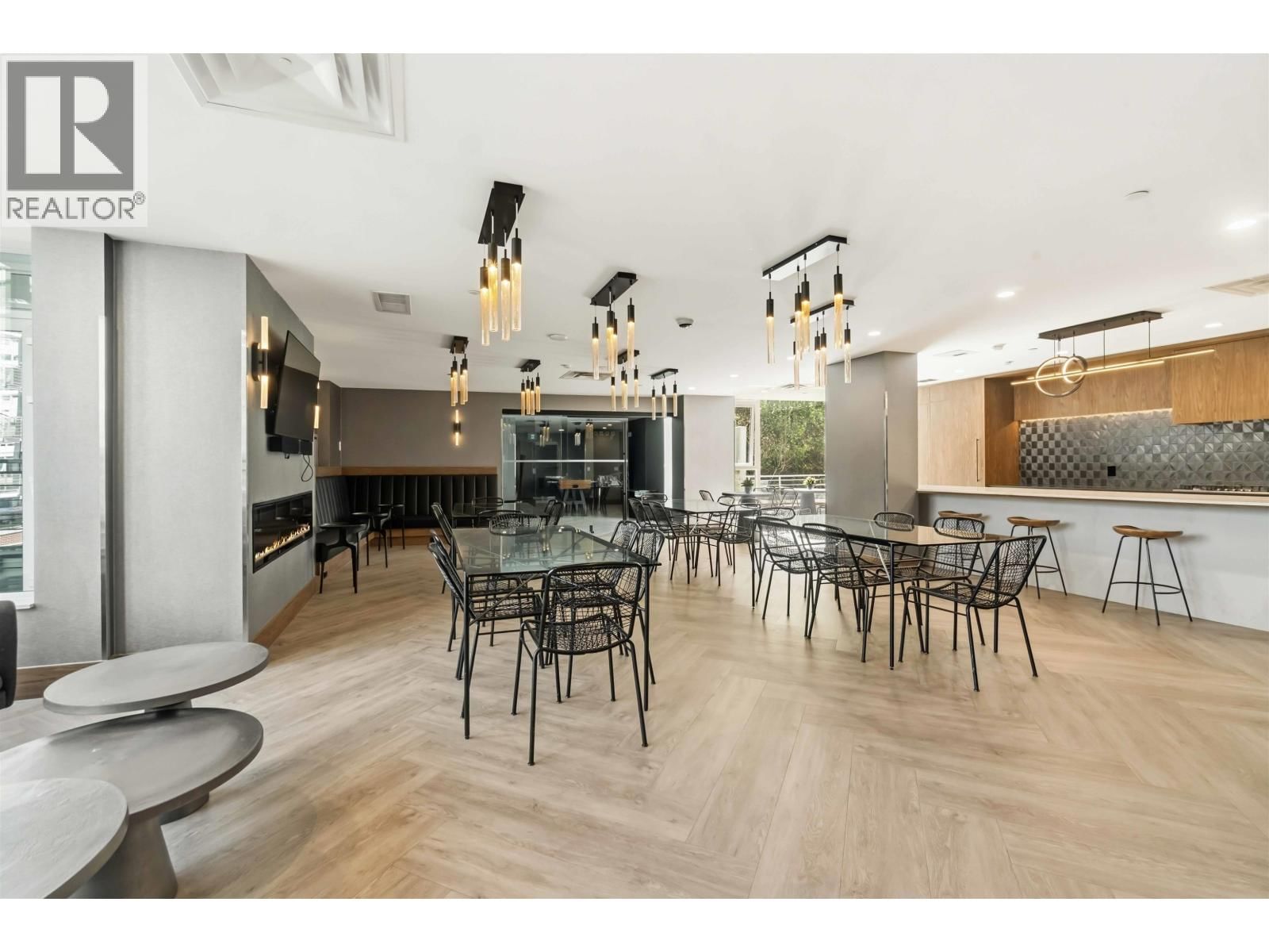 1307 - 308 MORRISSEY ROAD Image 28