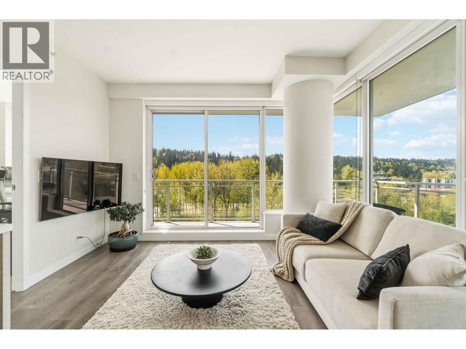 1307 - 308 MORRISSEY ROAD Image 9