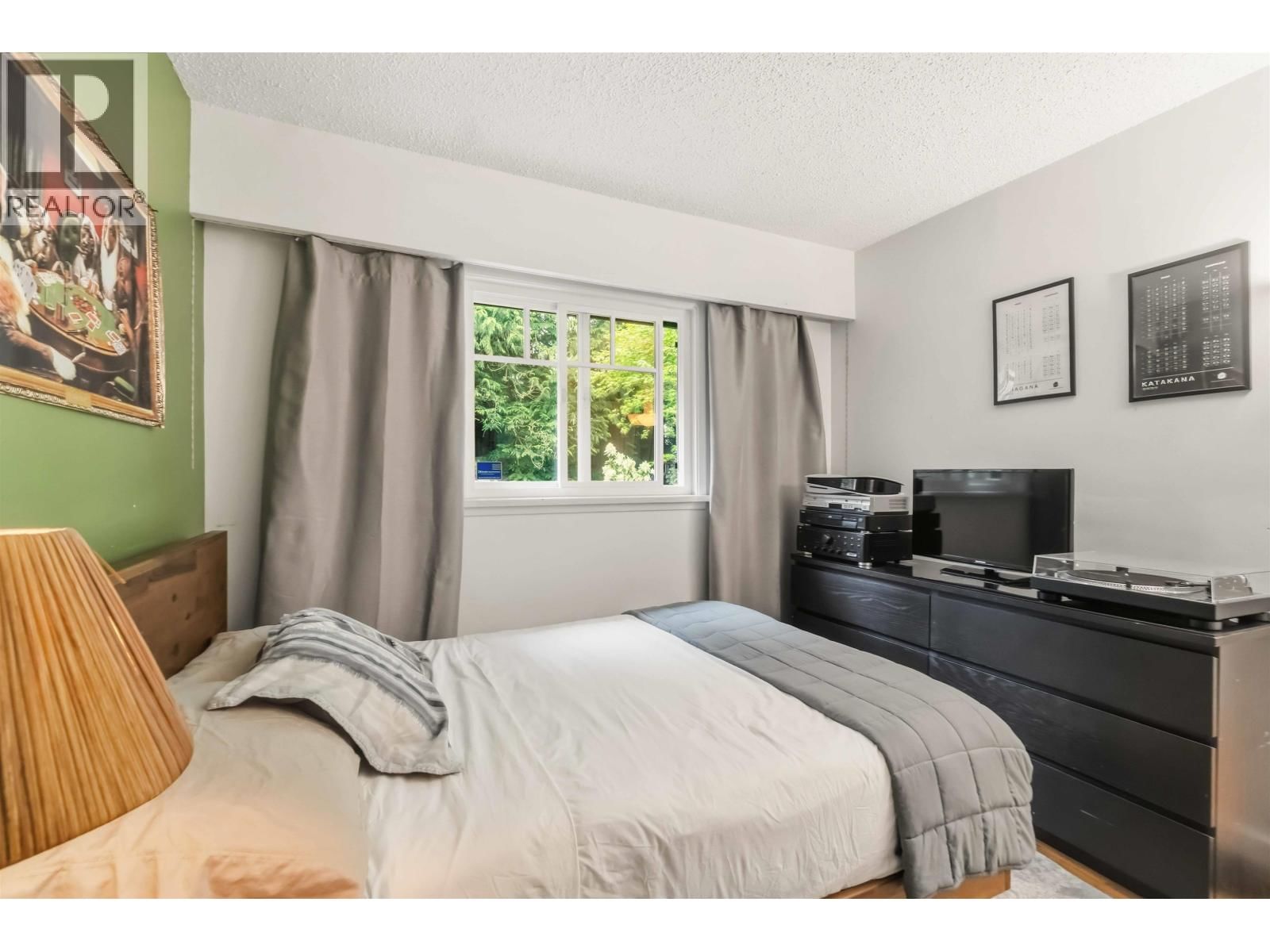 209 CLEARVIEW DRIVE Image 13