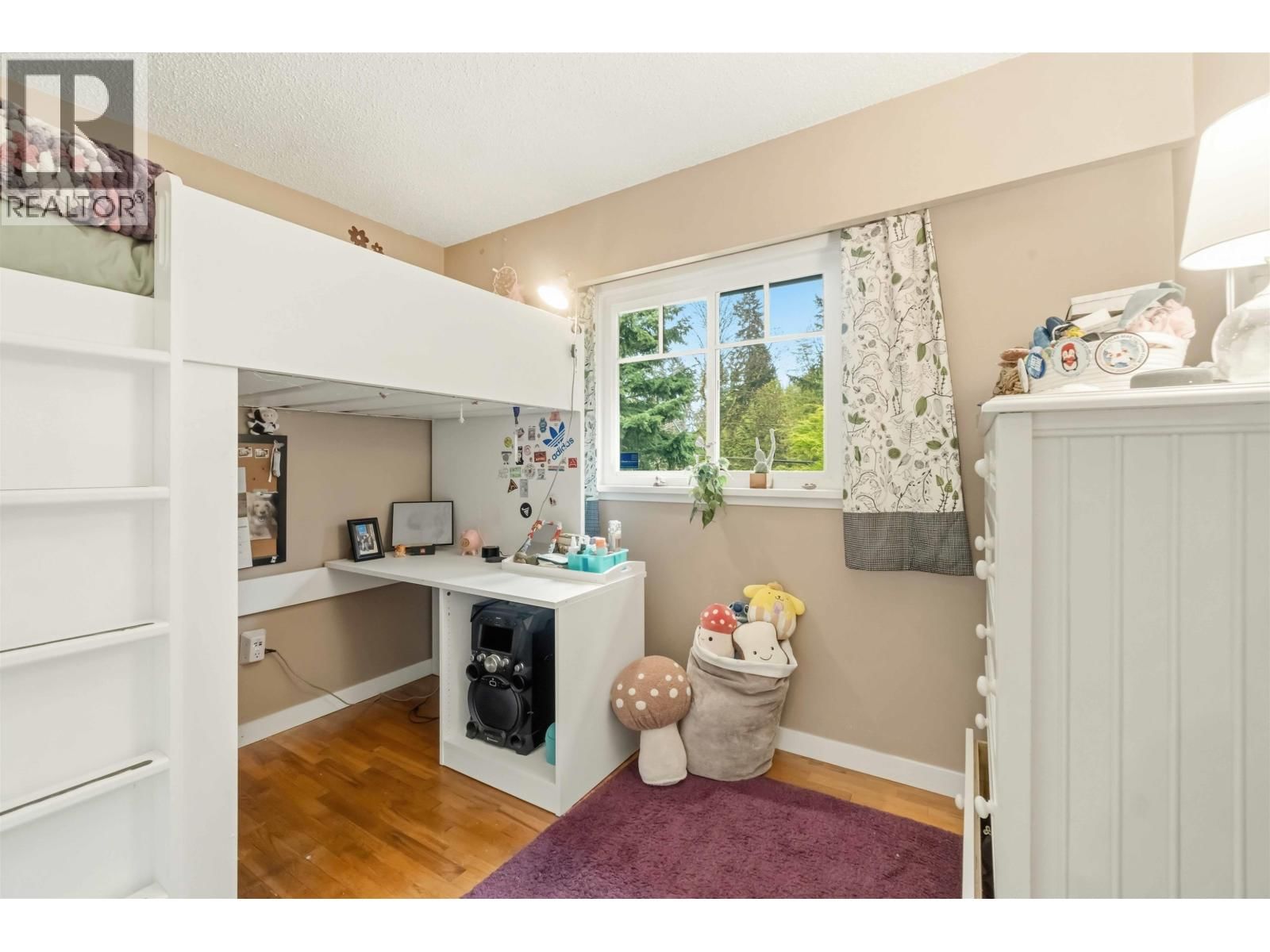 209 CLEARVIEW DRIVE Image 19