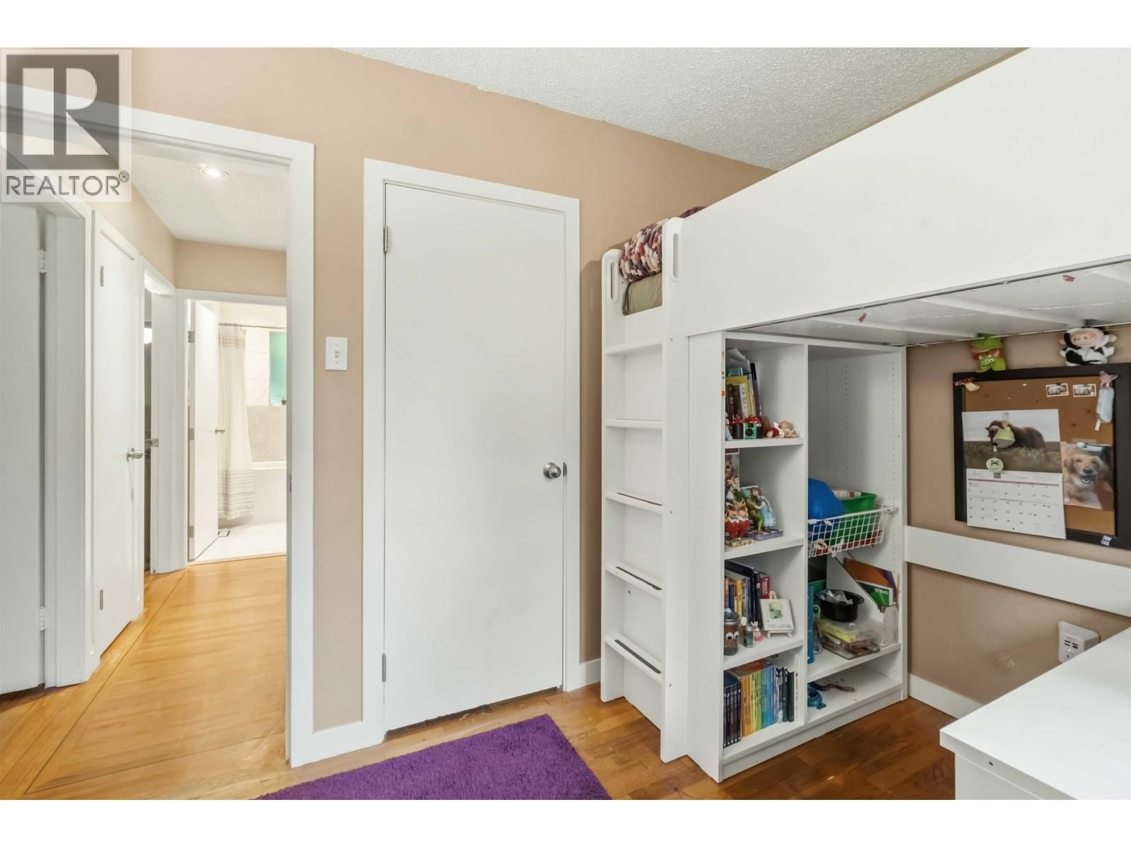 209 CLEARVIEW DRIVE Image 20