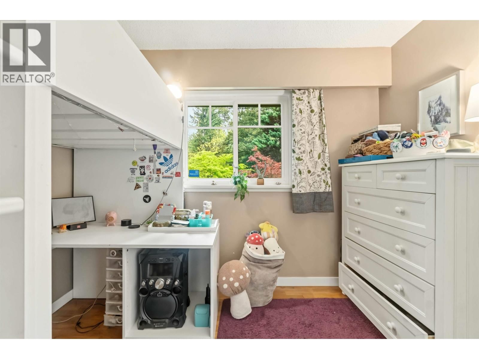 209 CLEARVIEW DRIVE Image 21