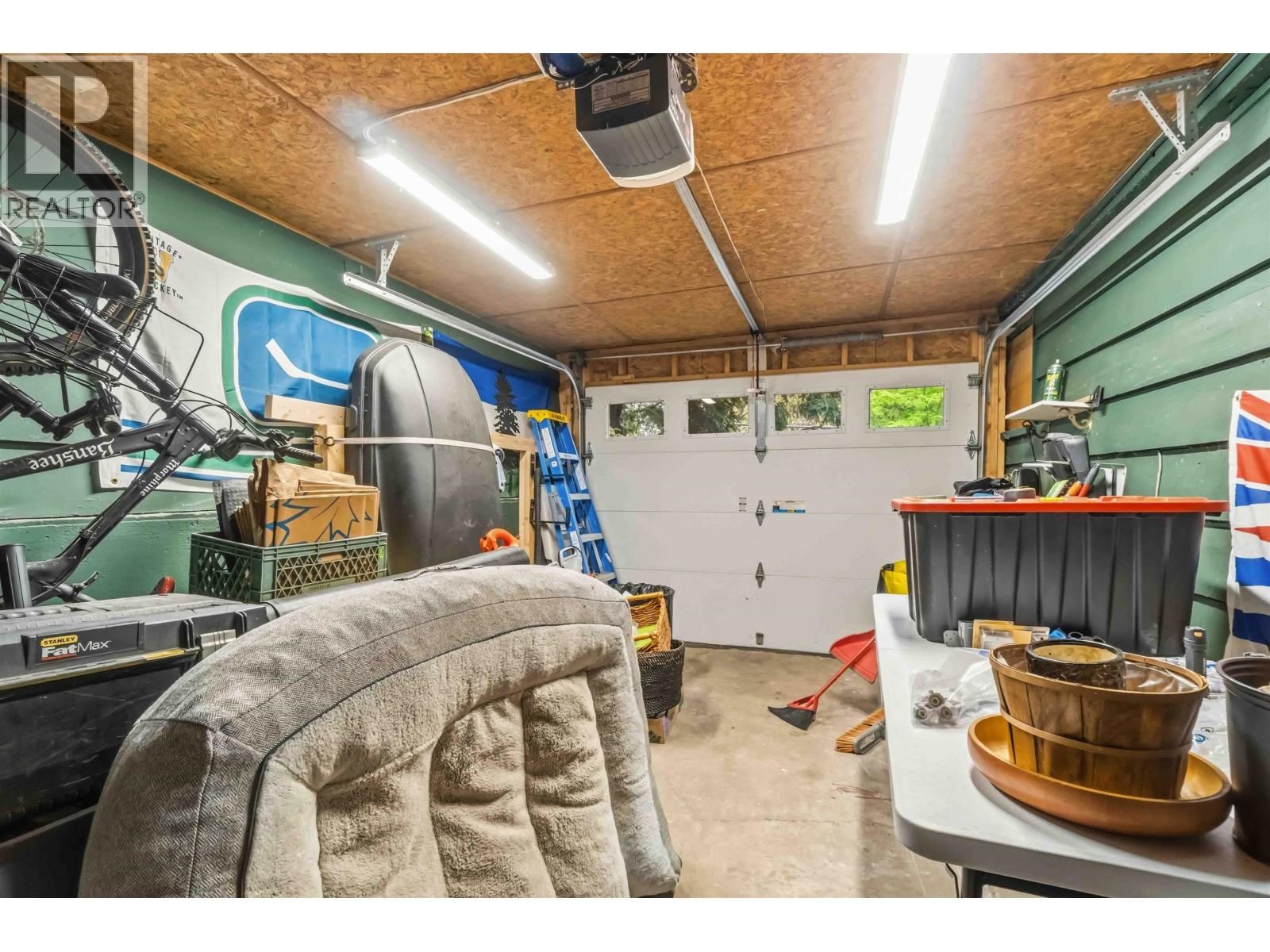 209 CLEARVIEW DRIVE Image 33