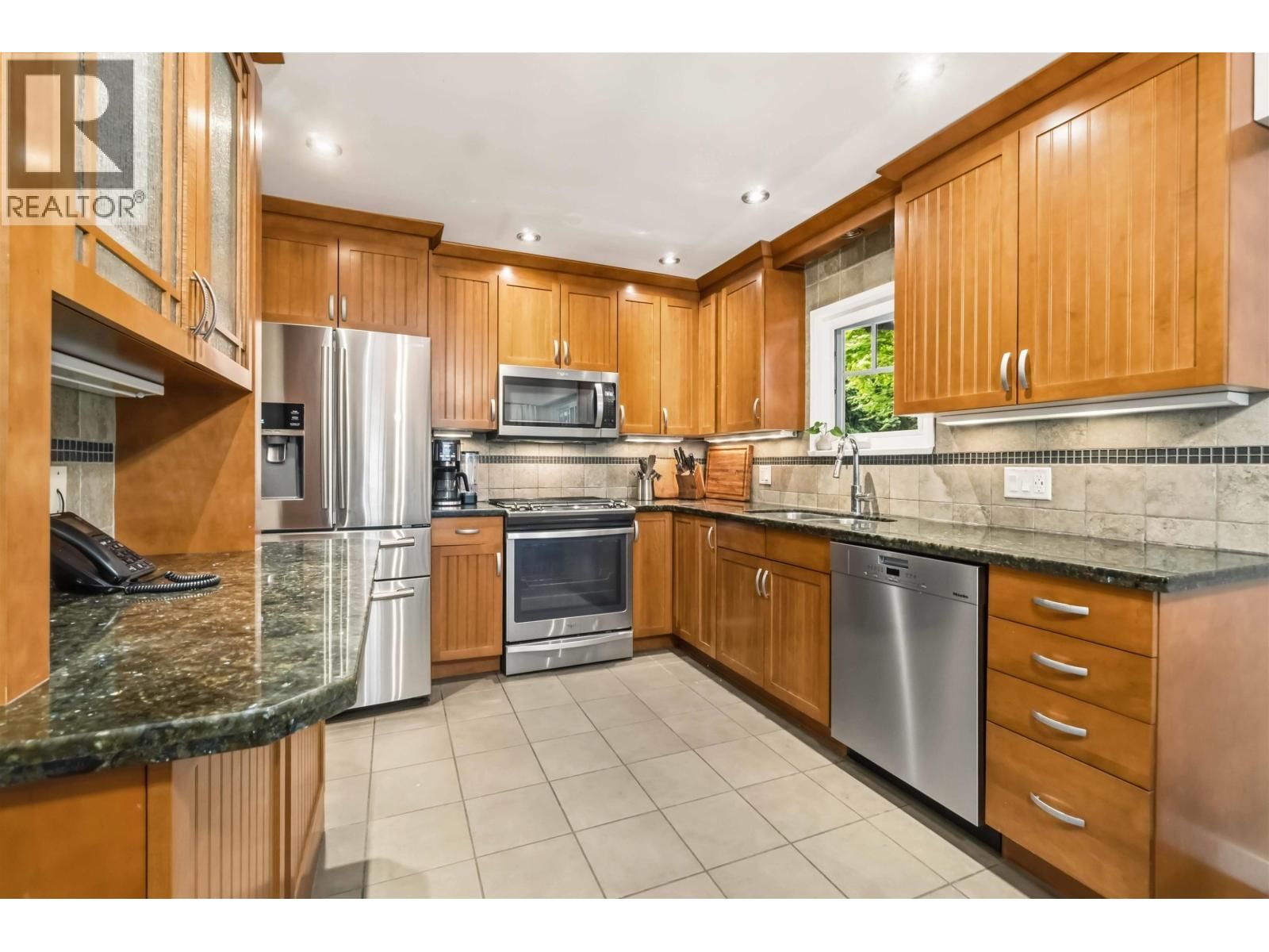 209 CLEARVIEW DRIVE Image 8