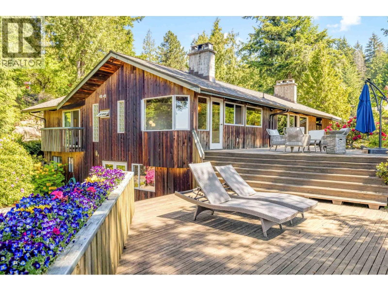 4663 WOODRIDGE Place West Vancouver British Columbia, V7S 2X1 - 4 Bedrooms Home For Sale