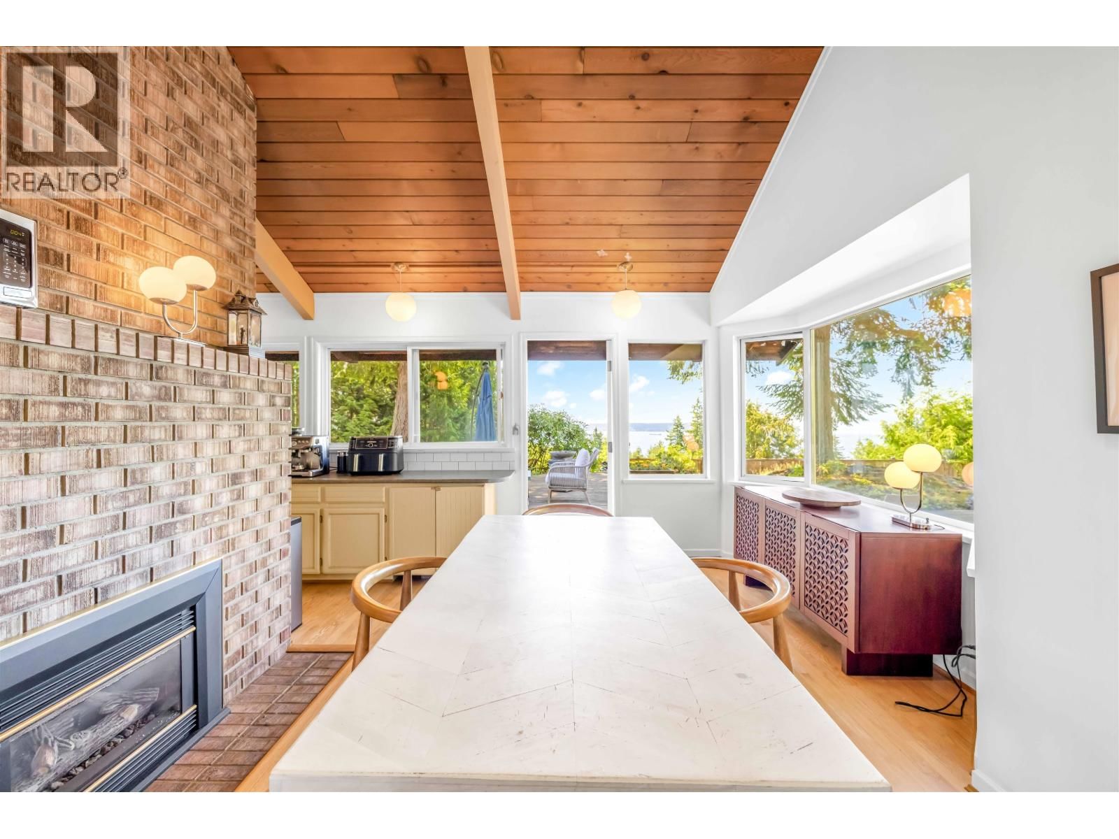 4663 WOODRIDGE PLACE Image 12