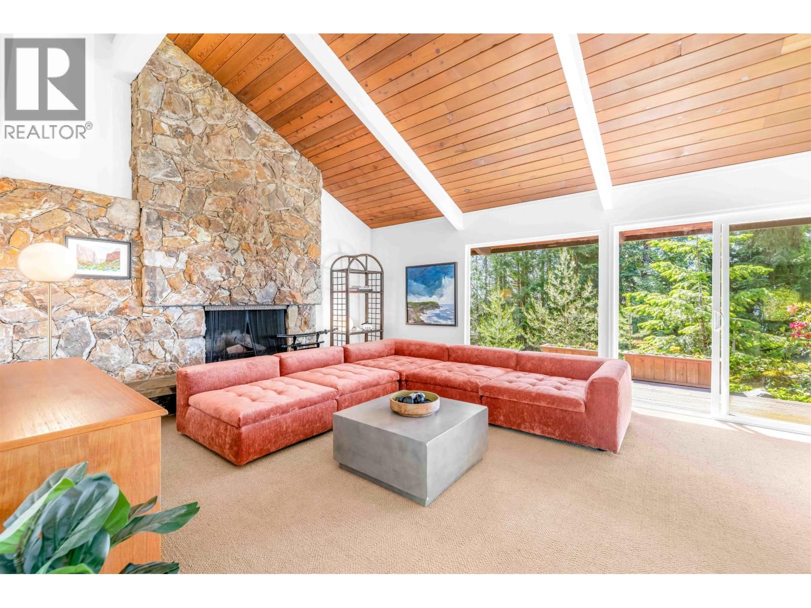 4663 WOODRIDGE PLACE Image 13