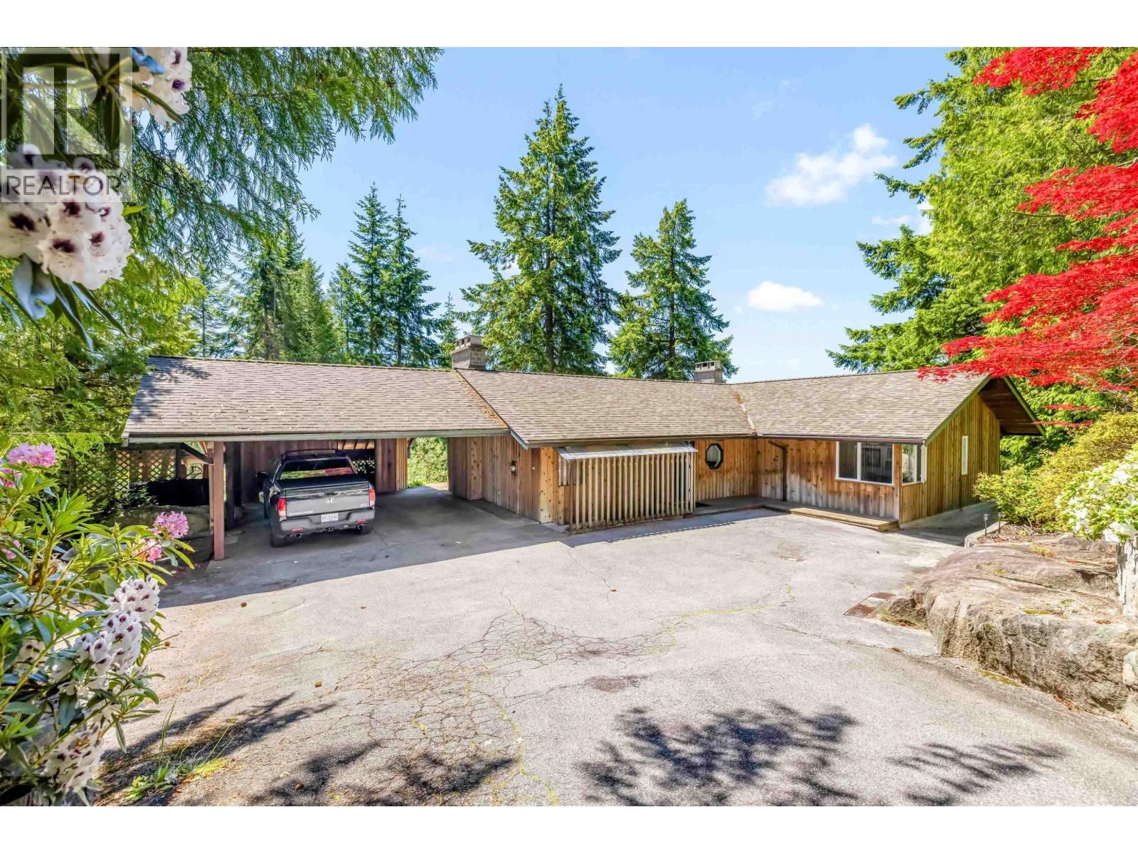 4663 WOODRIDGE PLACE Image 2