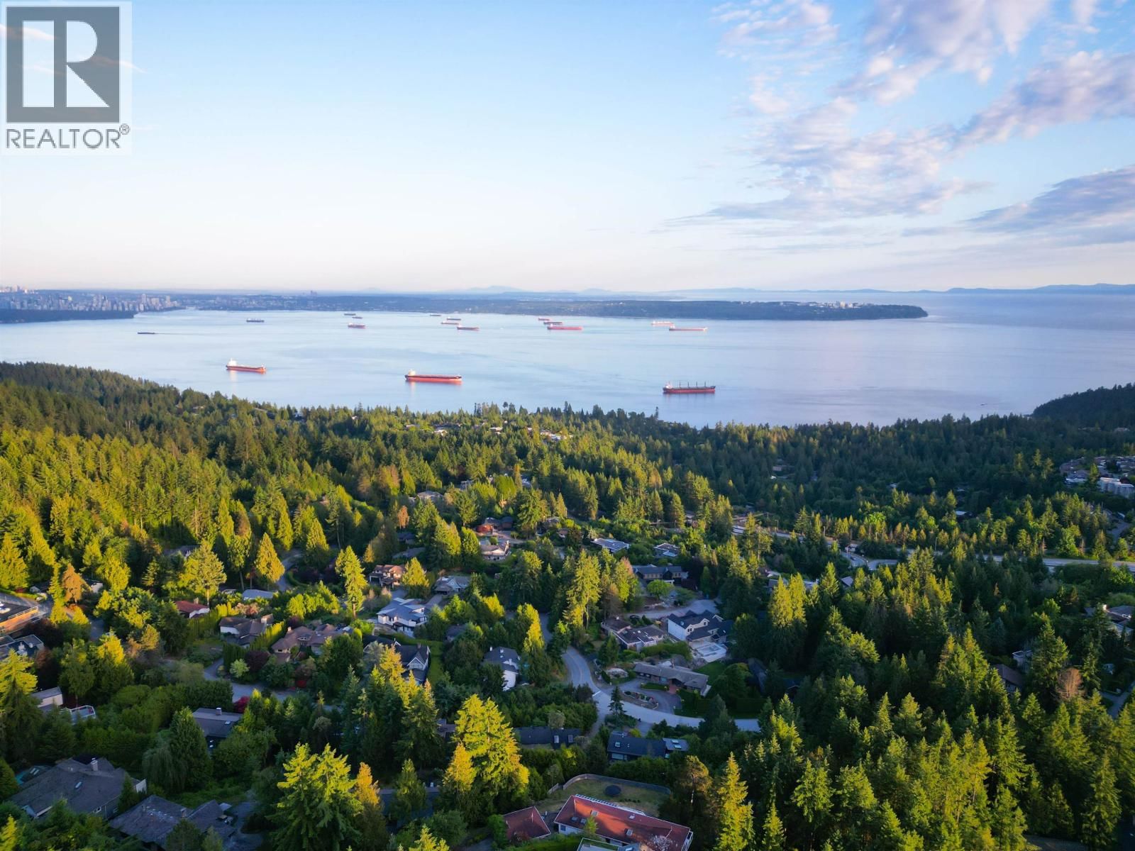 4663 WOODRIDGE PLACE Image 3