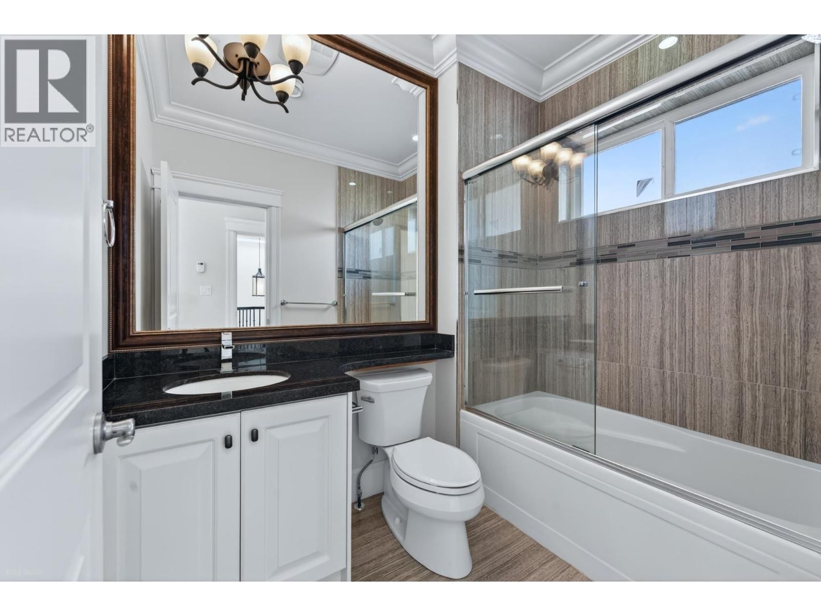 9631 SAUNDERS ROAD Image 21