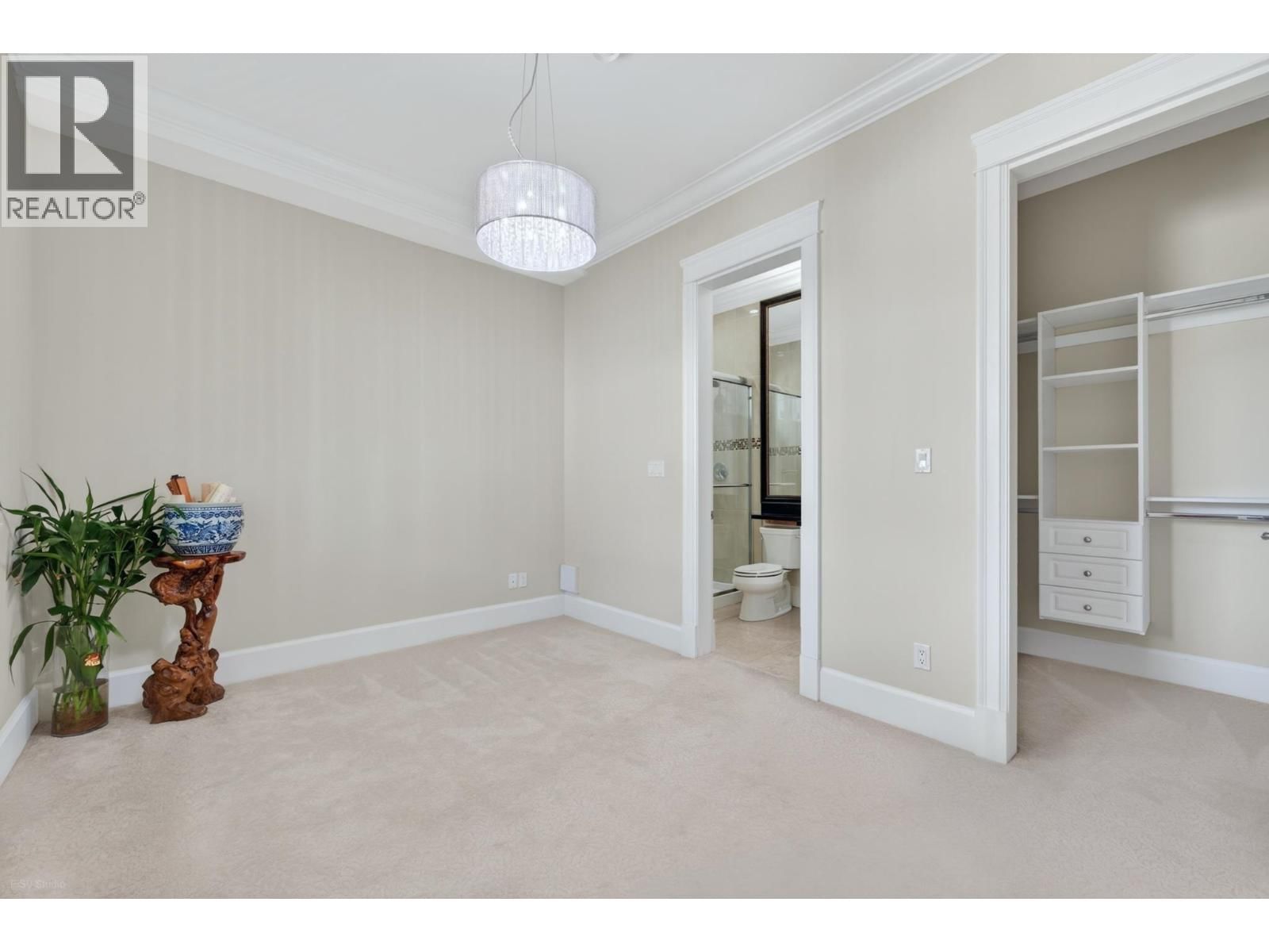 9631 SAUNDERS ROAD Image 23