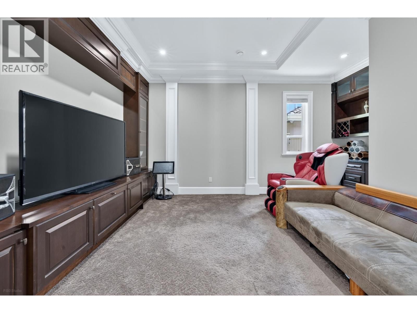 9631 SAUNDERS ROAD Image 25