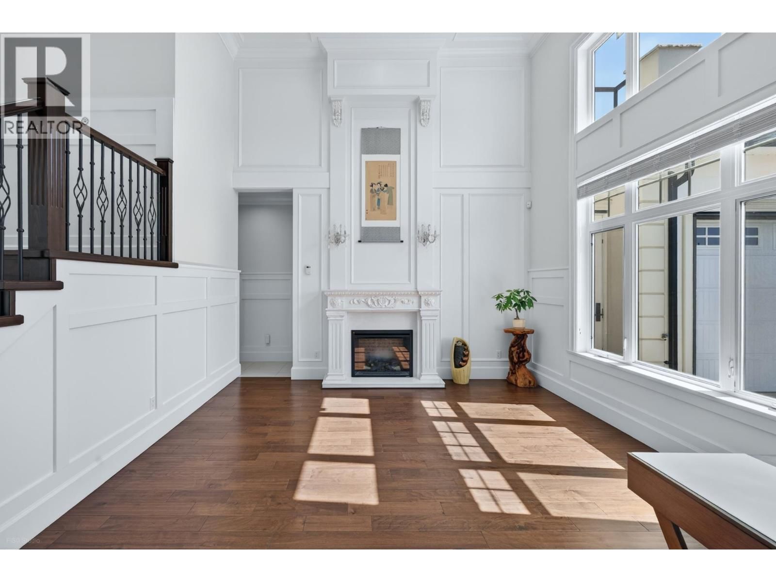 9631 SAUNDERS ROAD Image 4