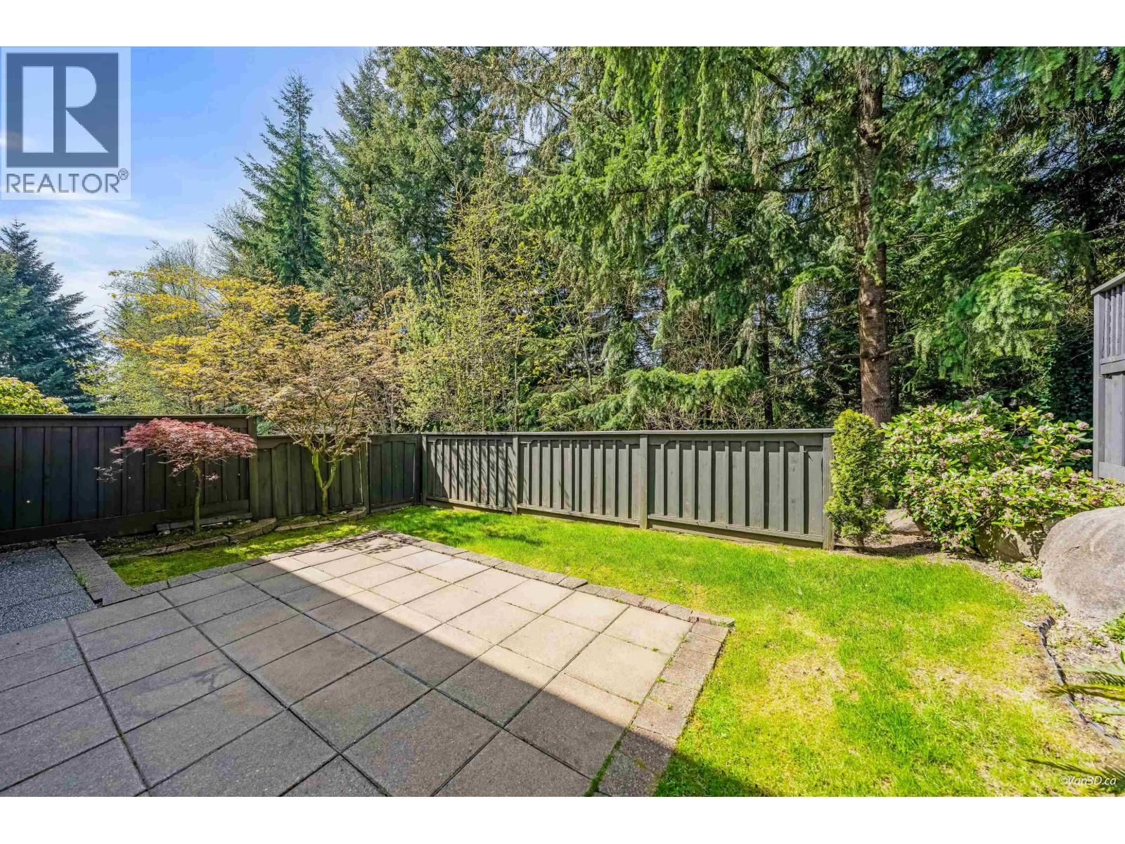 127 - 2998 ROBSON DRIVE Image 28