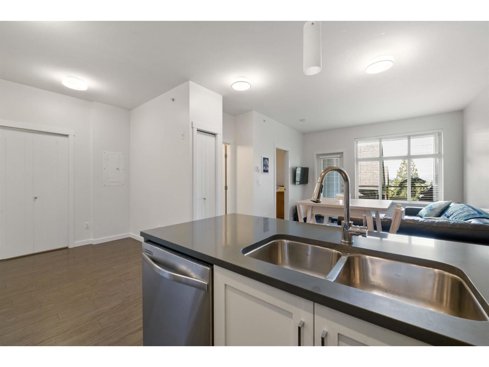 510 - 2855 156 STREET Image 11