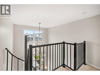 262 SALTER Street | New Westminster British Columbia | Slide Image Twenty-two