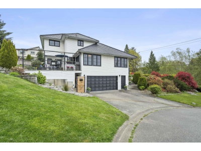 16071 8 Avenue | Surrey British Columbia | Slide Image One