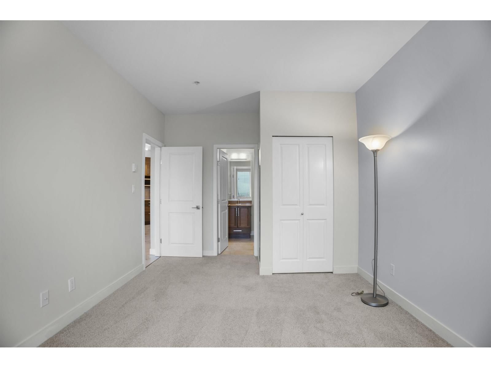 217 - 15850 26 AVENUE Image 16