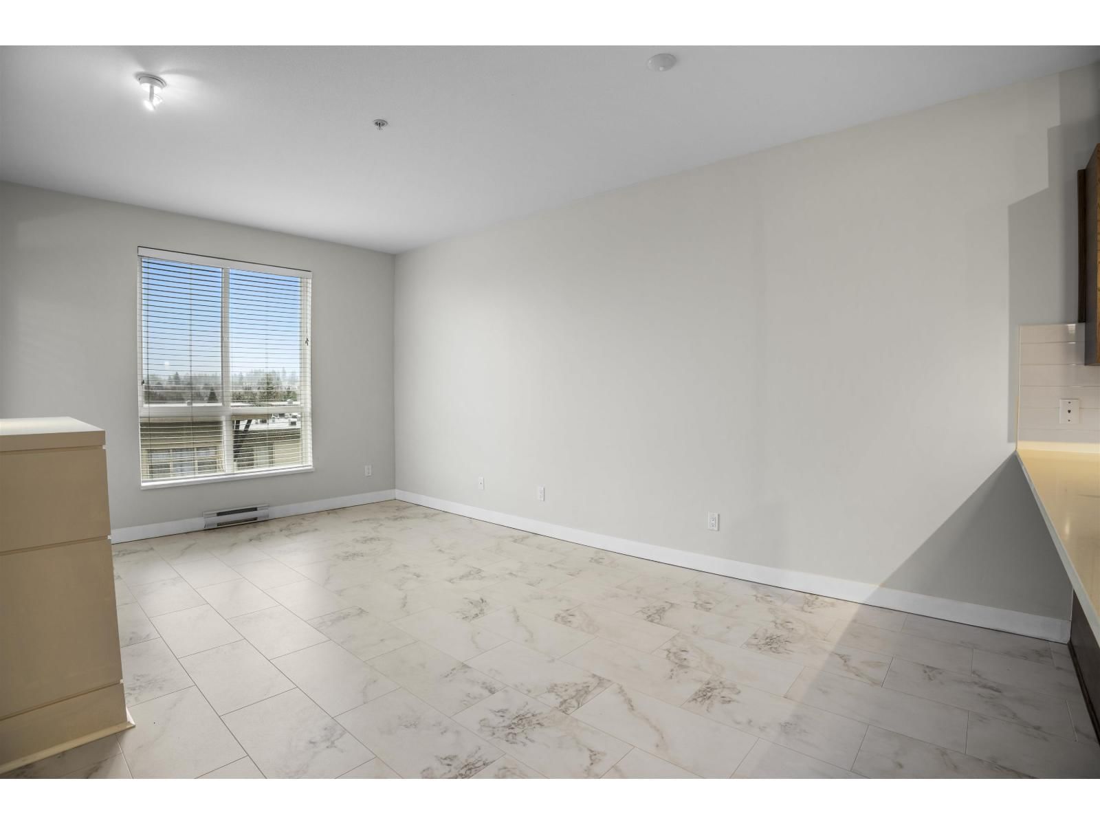 217 - 15850 26 AVENUE Image 6