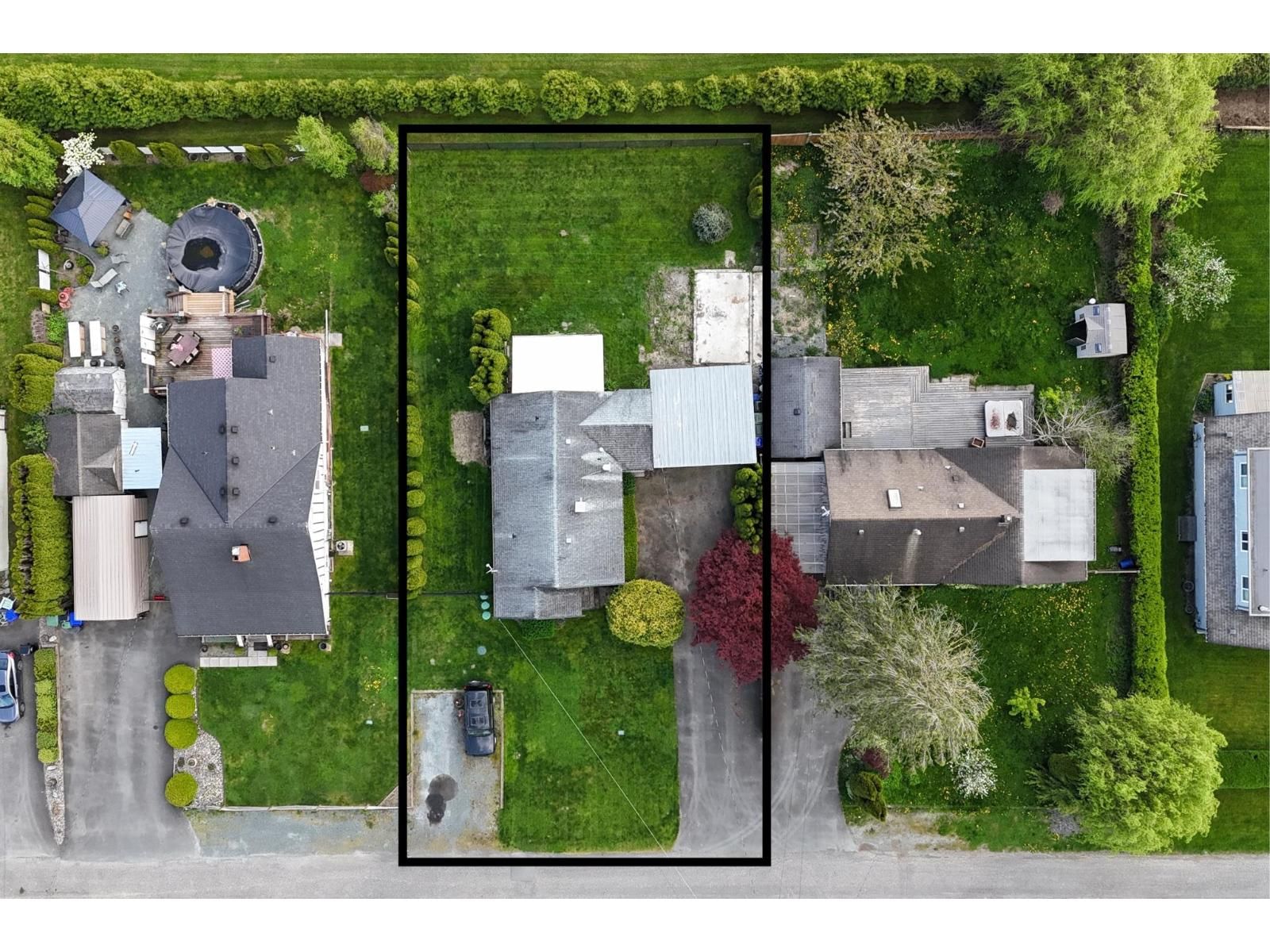 46308 VELMA Avenue, Chilliwack, British Columbia V4Z 1A1