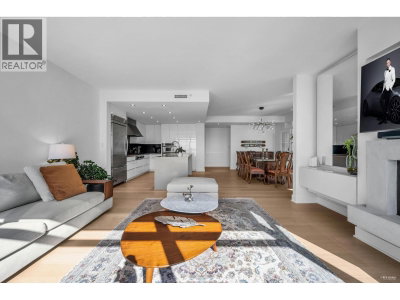 3315 CYPRESS Place | West Vancouver British Columbia | Slide Image Thirteen