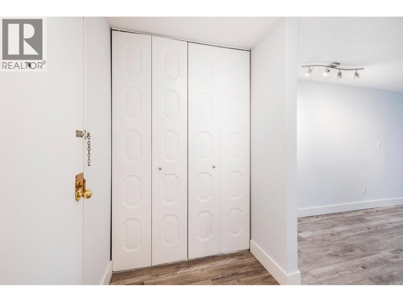 201 - 830 7TH Avenue, Vancouver, V5T4J2 | Image 2