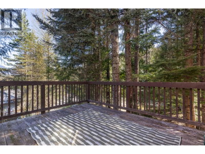 2732 SPROATT Drive | Whistler British Columbia | Slide Image Twelve