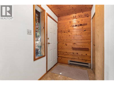 2732 SPROATT Drive | Whistler British Columbia | Slide Image Twenty-five