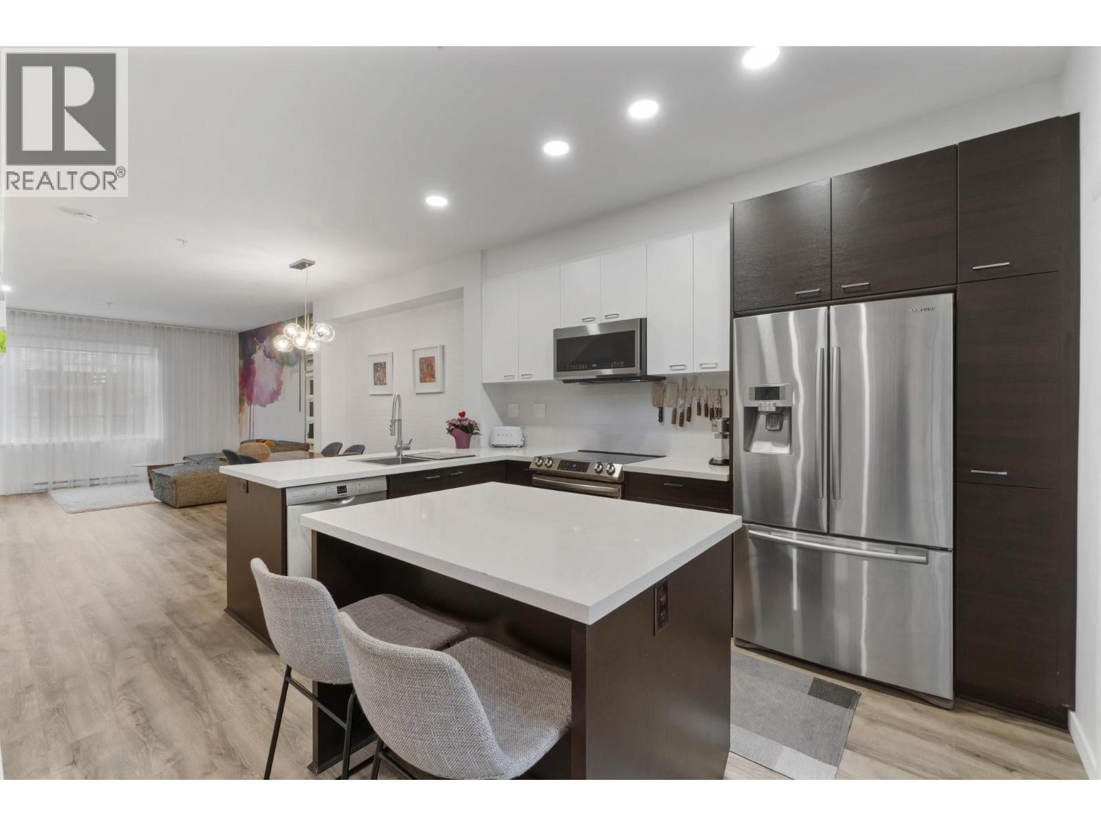 3010 RIVERBEND Drive, Coquitlam, British Columbia V3C 0B8