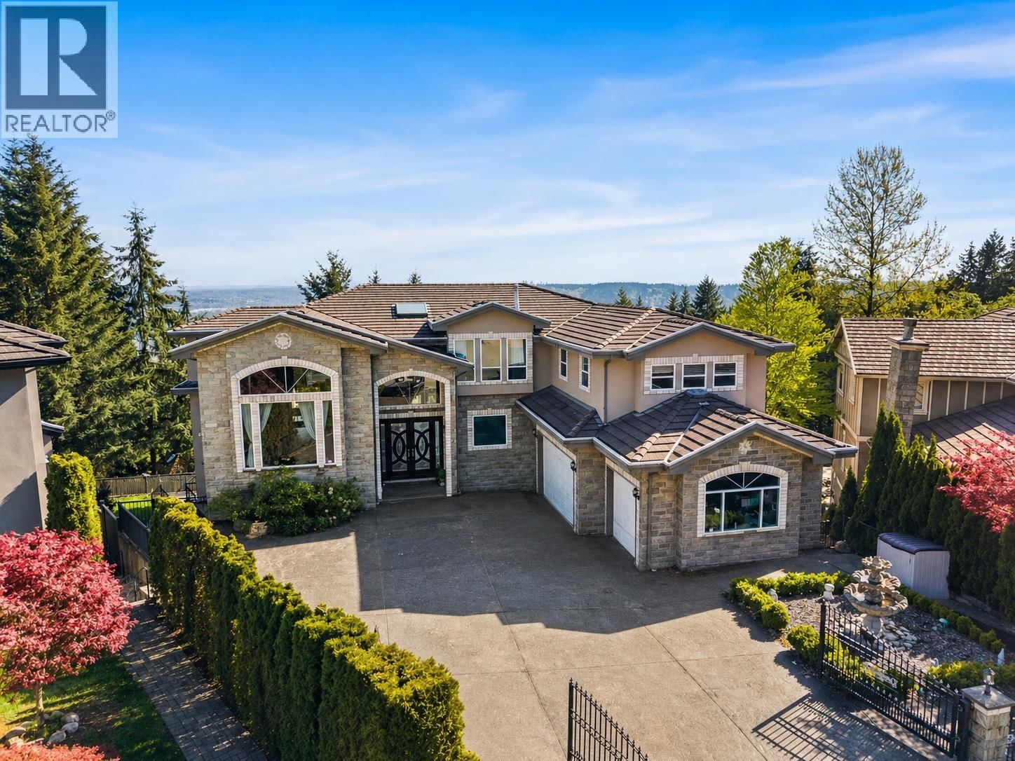 2982 SUNRIDGE Court, Coquitlam, British Columbia V3E 3M5