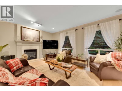 5268 GLEN ABBEY Place | Delta British Columbia | Slide Image Eight