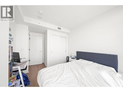 585 AUSTIN Avenue | Coquitlam British Columbia | Slide Image Eight