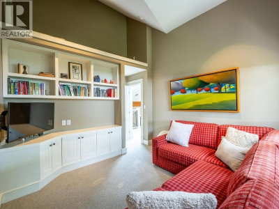 7313 FITZSIMMONS ROAD SOUTH | Whistler British Columbia | Slide Image Twenty-two