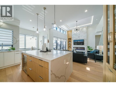 4836 WATLING Street | Burnaby British Columbia | Slide Image Fourteen