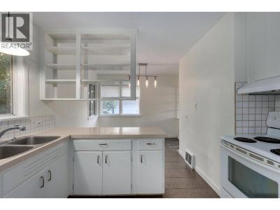 509 KEITH Road | North Vancouver British Columbia | Slide Image Fifteen