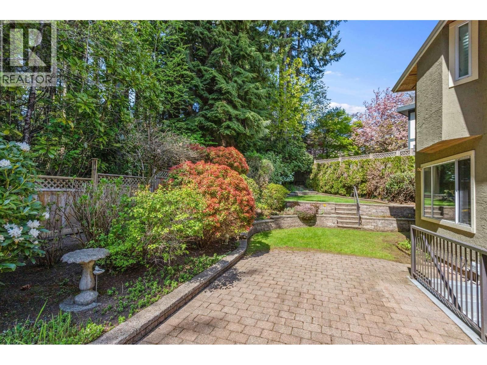 2465 BERTON PLACE Image 33