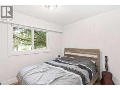 21099 BERRY Avenue | Maple Ridge British Columbia | Slide Image Thirteen