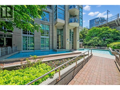 1005 BEACH Avenue | Vancouver British Columbia | Slide Image Forty