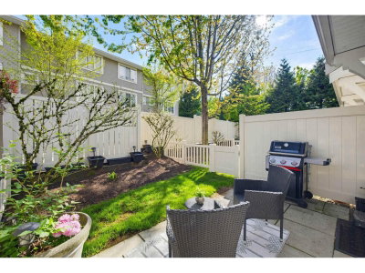 15155 62A Avenue | Surrey British Columbia | Slide Image Twenty-eight