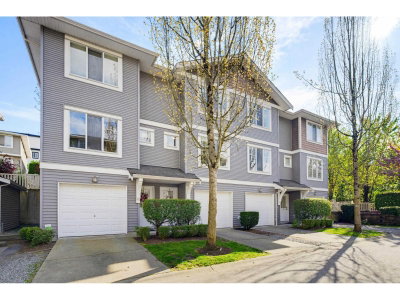 15155 62A Avenue | Surrey British Columbia | Slide Image Four