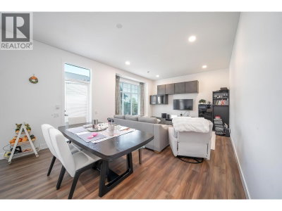 3552 VICTORIA Drive | Coquitlam British Columbia | Slide Image Eight